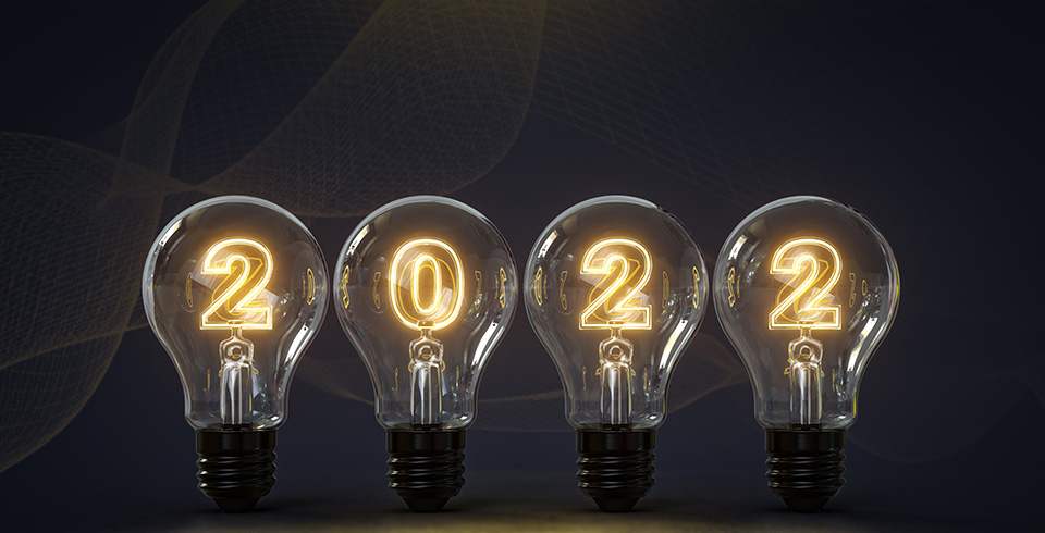 4 light bulbs with 2022 on them